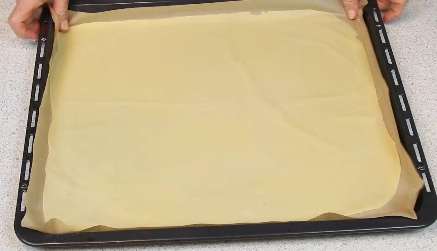 Тістечка "Карамельний Наполеон", принесла на роботу на іменини, всі просили рецепт