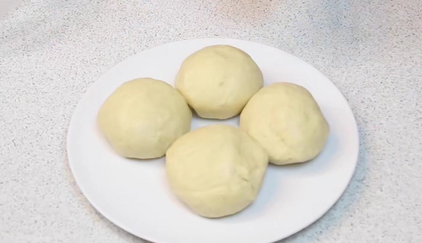 Тістечка "Карамельний Наполеон", принесла на роботу на іменини, всі просили рецепт