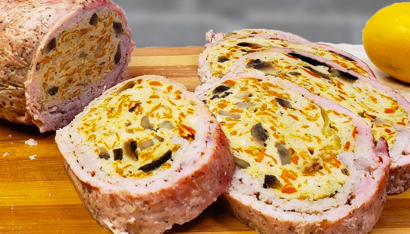 Спробувала новий рецепт: м’ясний рулет з куркою та грибами - на Різдво готуватиму 100%