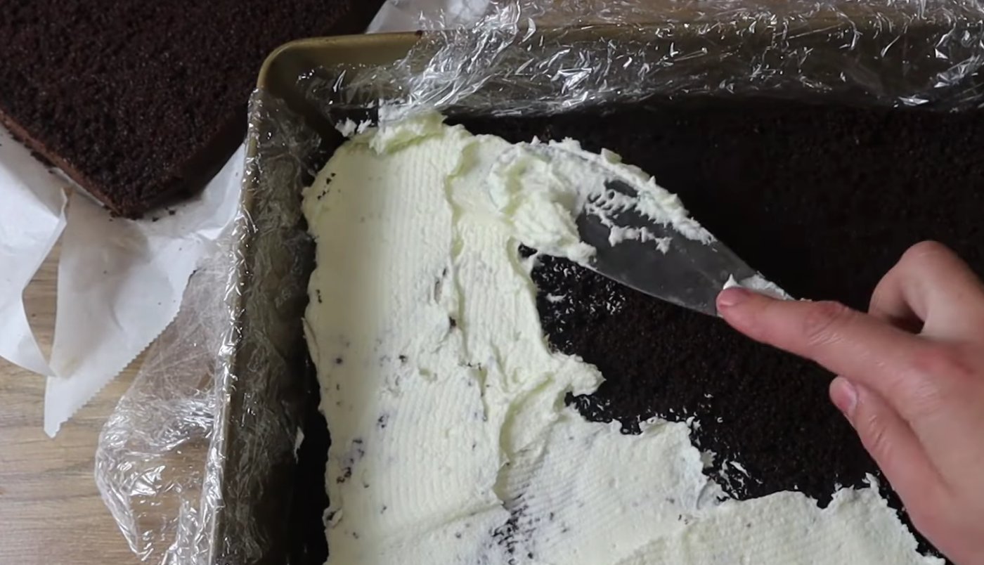 пляцок Снікерс