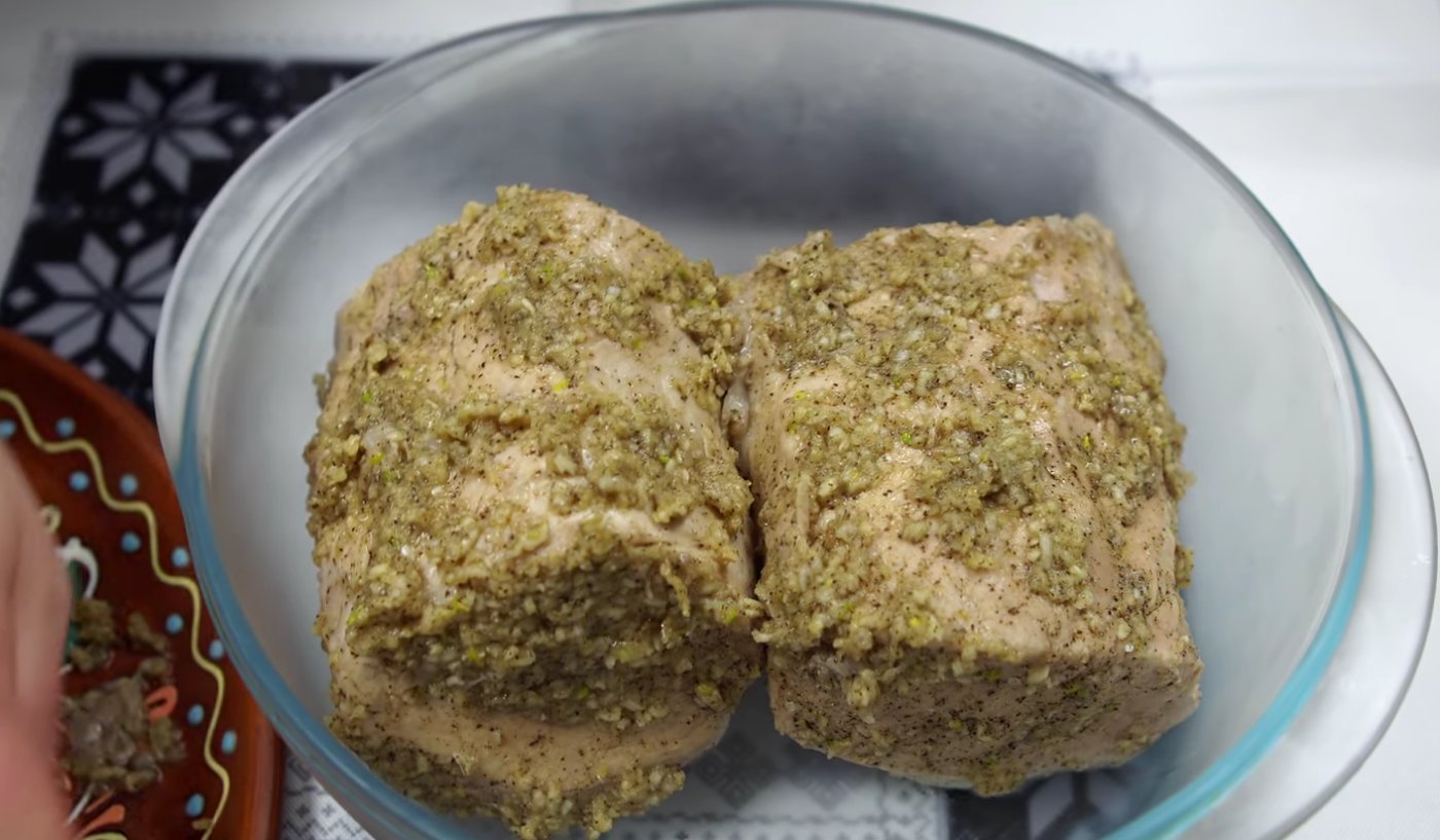 Полядвиця "Як на Різдво": домашнє "Натерте часничком" м'ясо на святковий стіл!