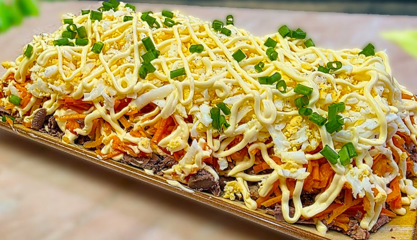 Салат "Каприз" на Новорічні свята! Мінімум інгредієнтів: Король над усіма салатами з печінки