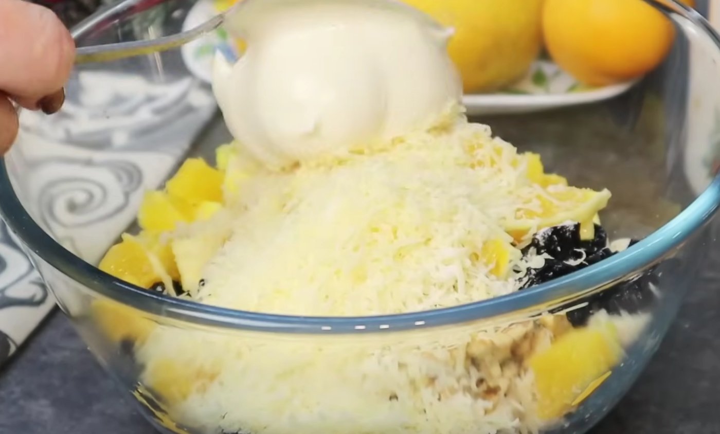 салат з куркою