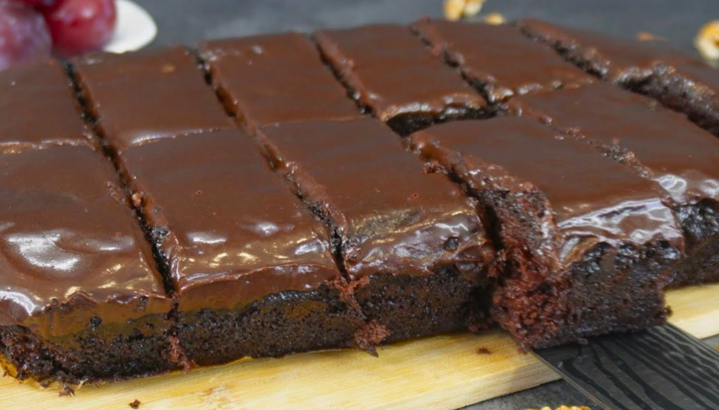 Шоколадний пиріг до чаю "Стефанія"! Найшвидший рецепт, який тільки може бути