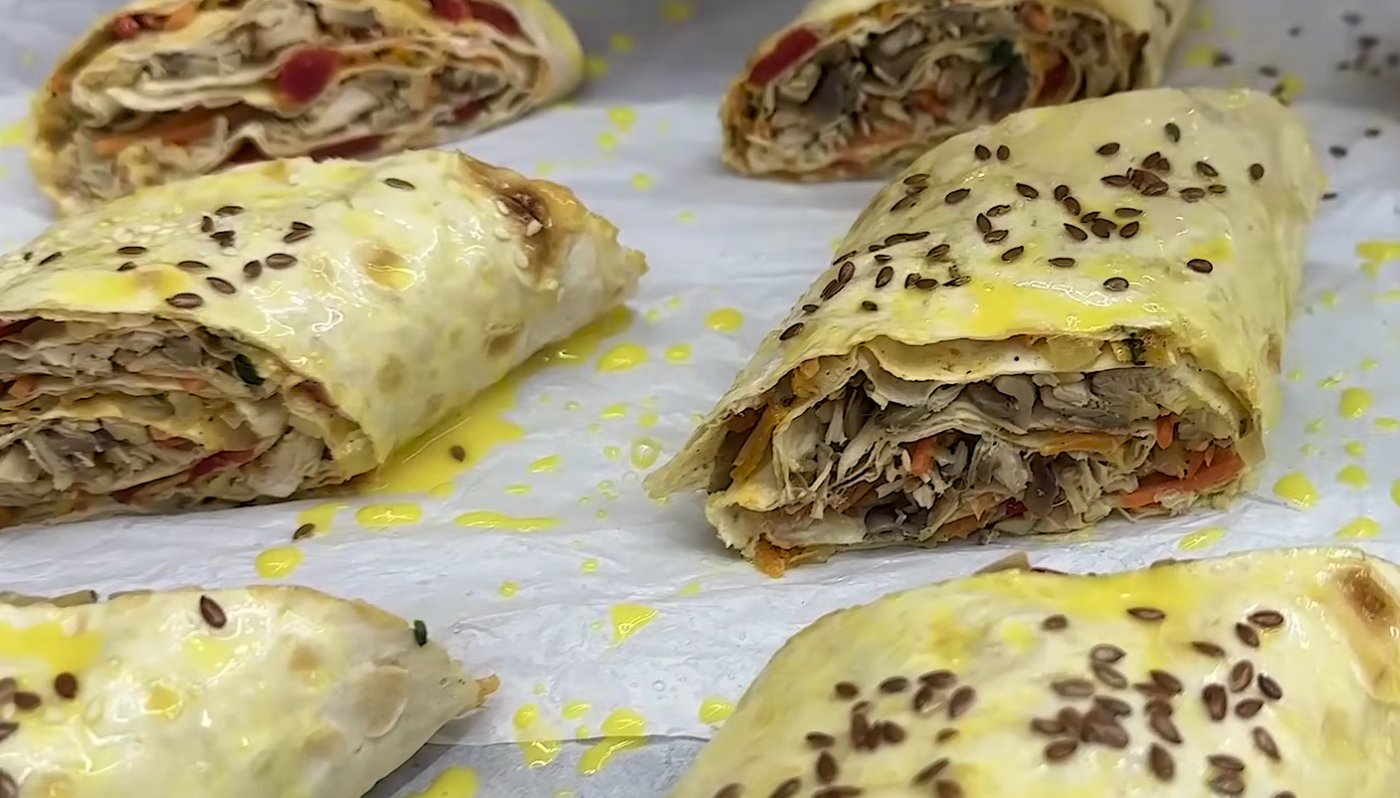 Шикарний рецепт закуски з лаваша на святковий стіл! Проста, але шалено смачна