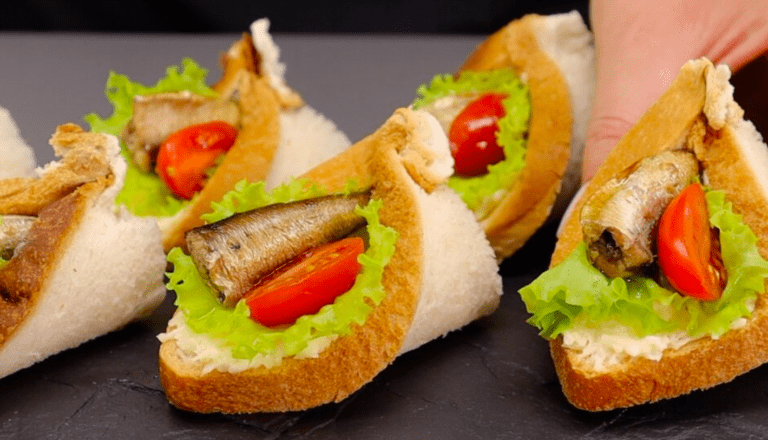 Як із простих продуктів зробити Шикарну закуску: "Шпротна симфонія" - класика по-новому