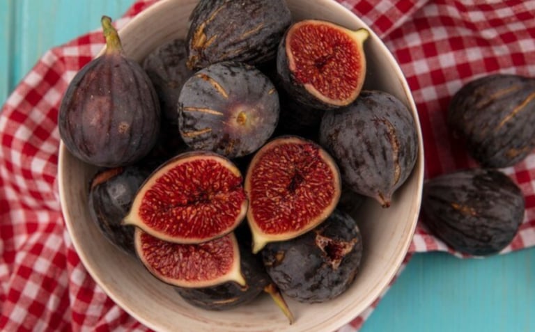 Розкрито корисні властивості інжиру: 6 причин купити цей фрукт