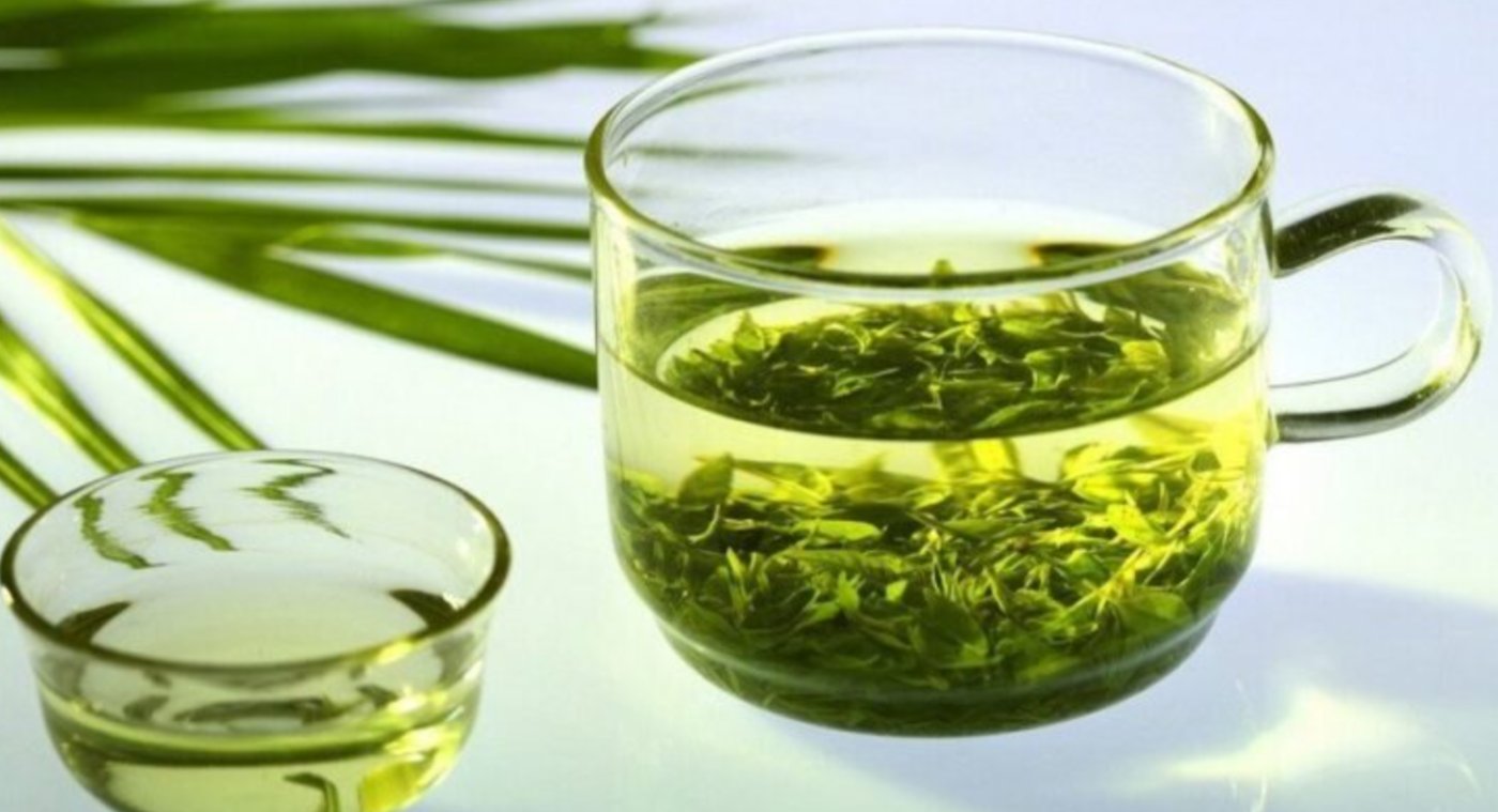 Зелений чай: корисні властивості і коли від нього краще відмовитись