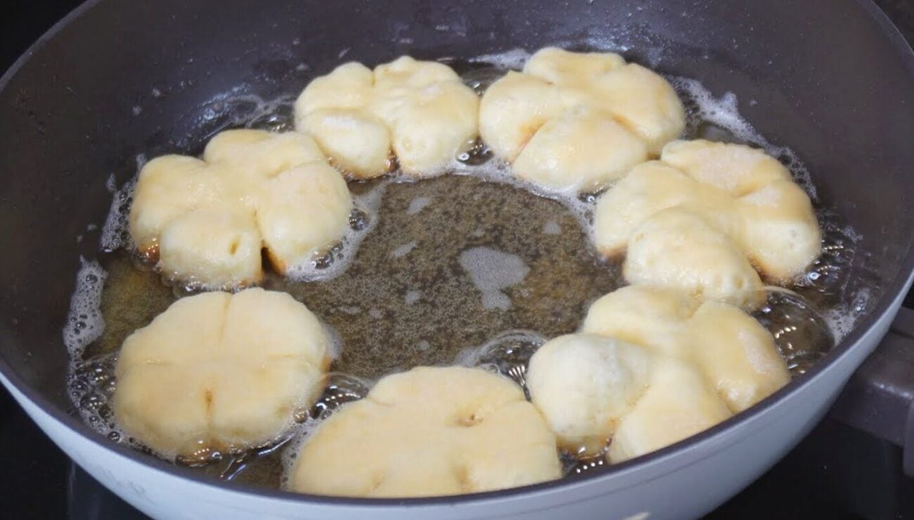 Бабусині пончики на сметані по рецепту з 60-х! Перевірено не одним поколінням