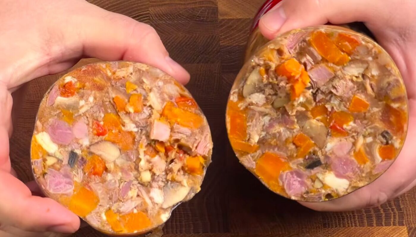 домашня ковбаса холодець в пляшці