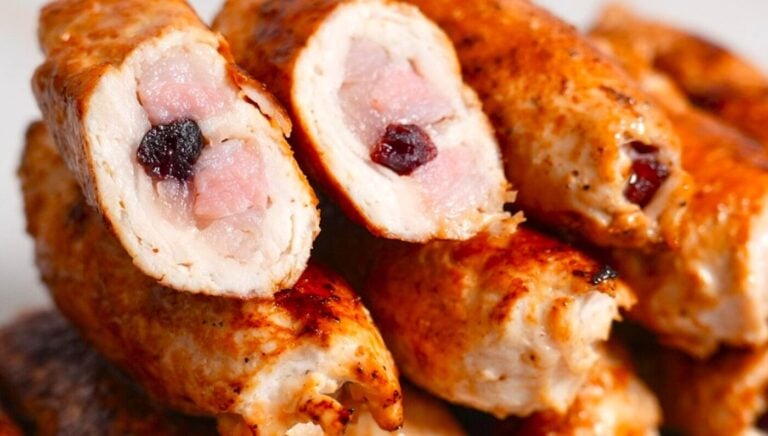 Крученики з курячого філе з начинкою за 20 хвилин — соковиті та рум’яні