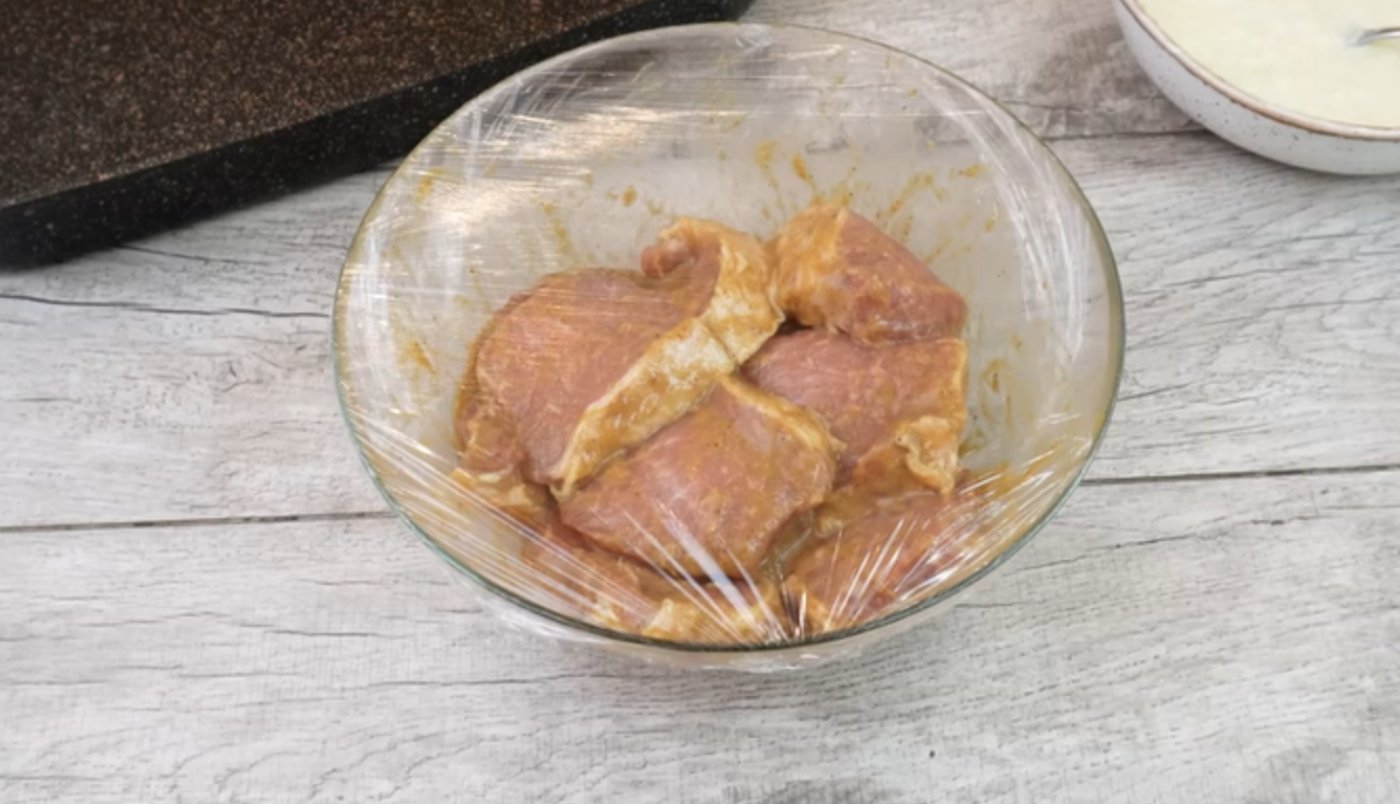 м'ясо в духовці