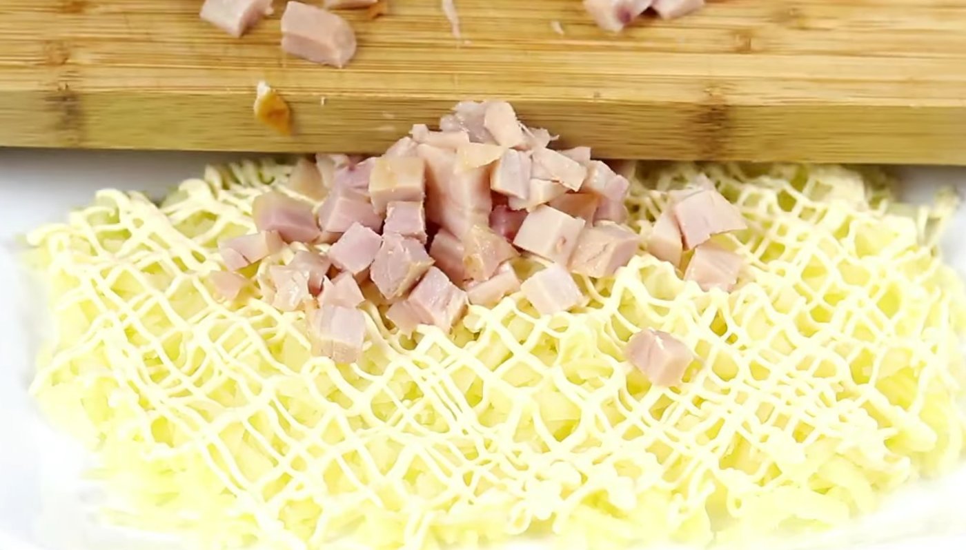 Всього 4 інгредієнти, а смак чарівний! Салат "Кохані мрії" - і всі в захваті