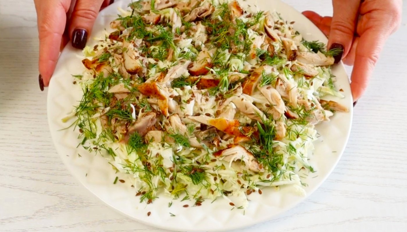 Салат "Єва": не очікувала такого смаку від простого салату з пекінською капустою!