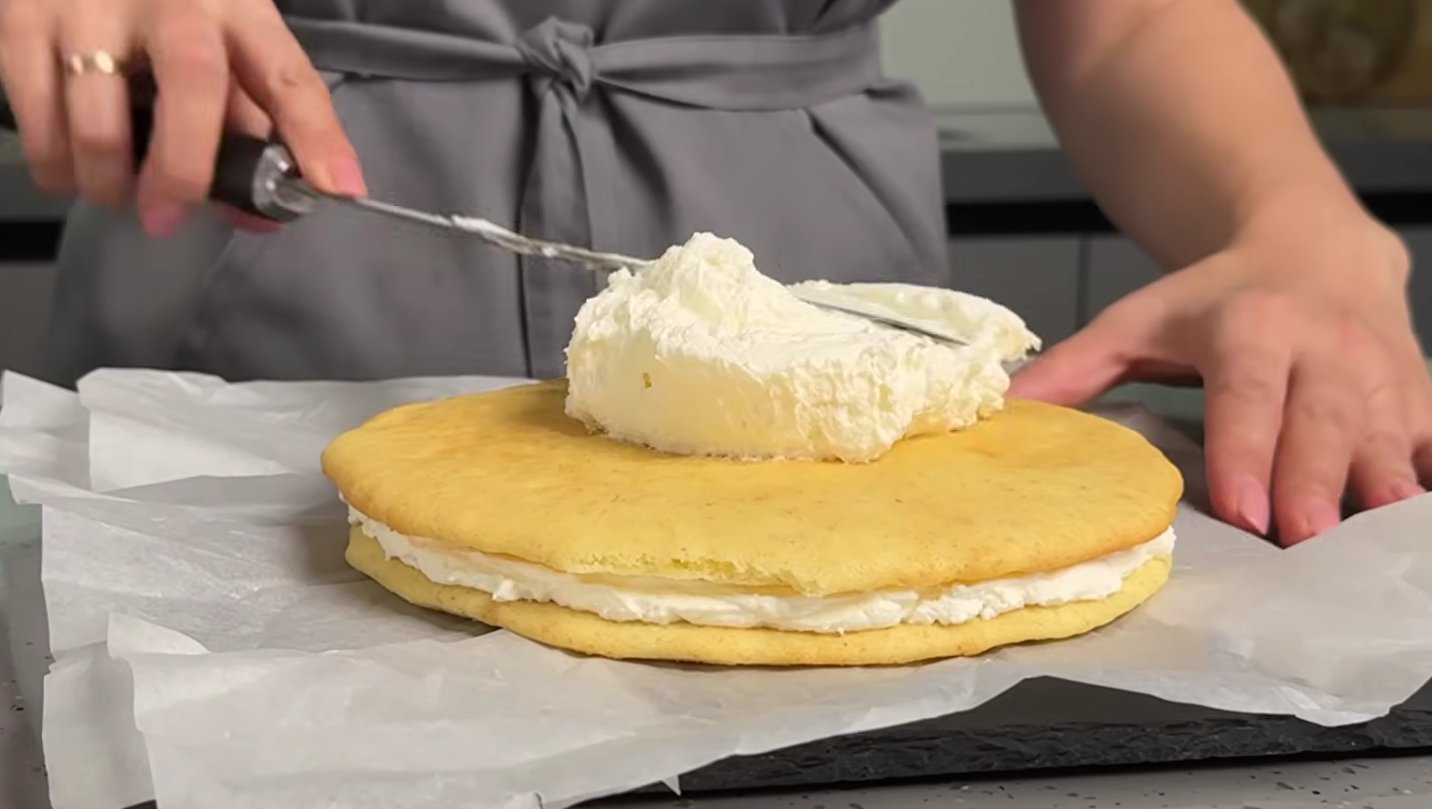 сметанковий торт