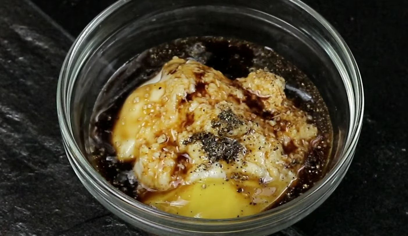 сметанно хріновий соус