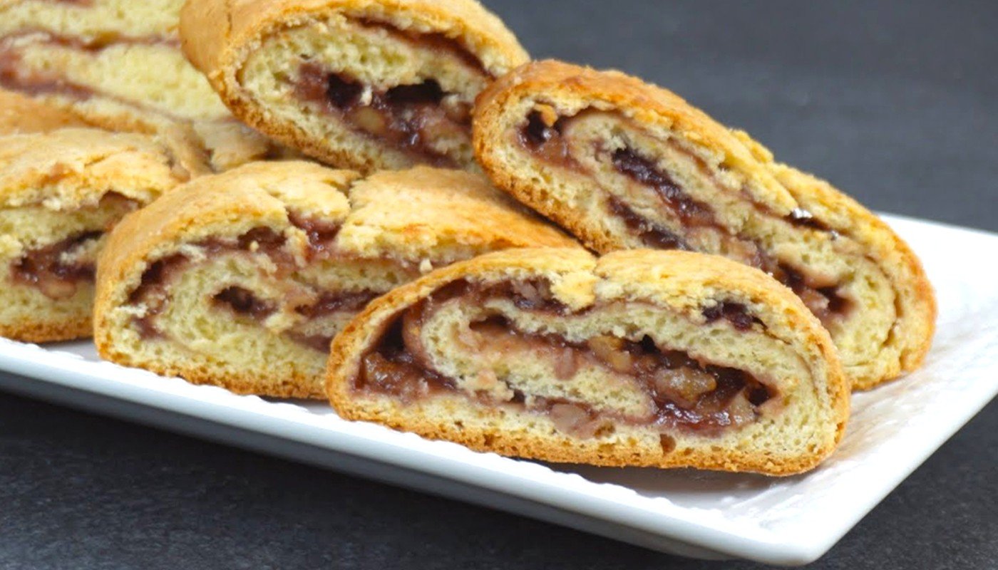 Печу цей пісочний рулет, поки закипає чайник: всі п'ють чай по 10 раз за день