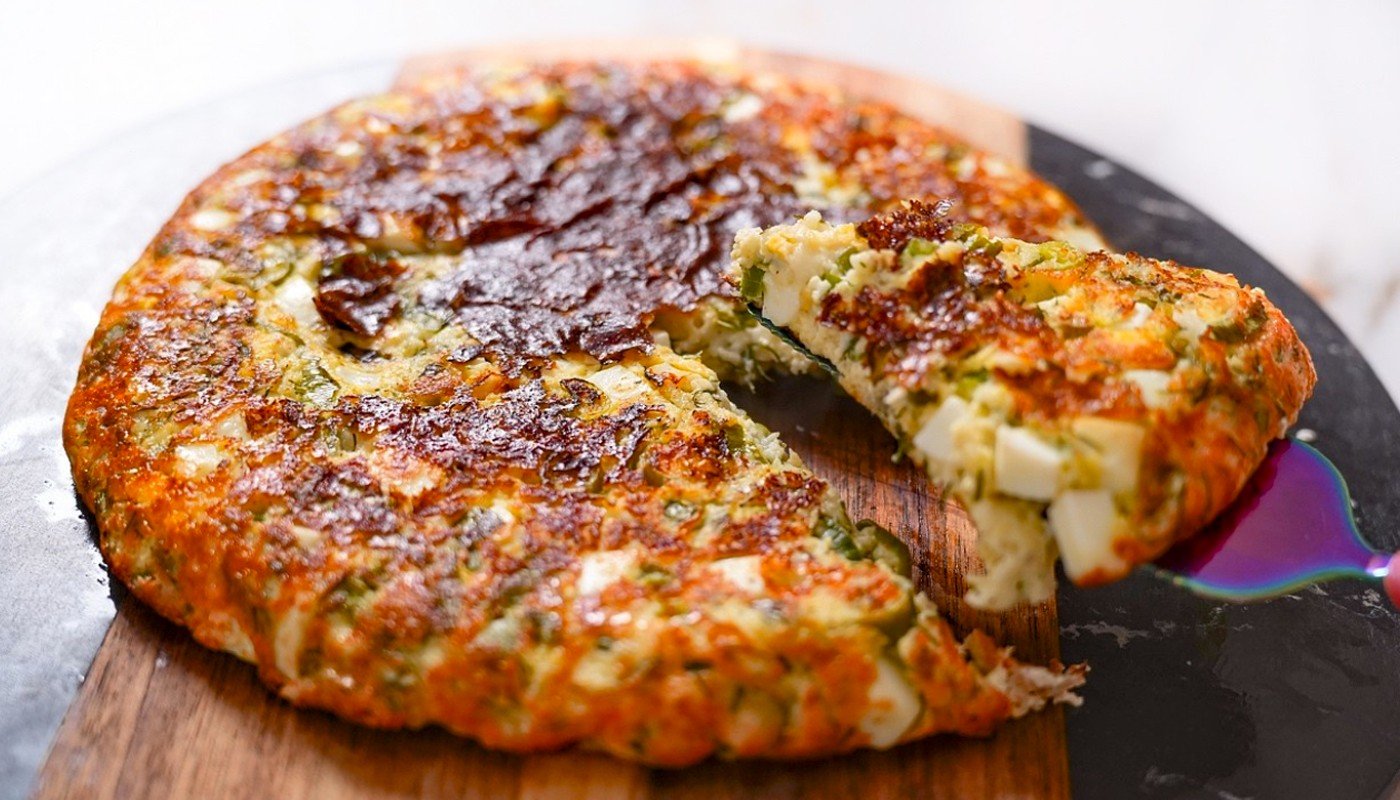 Як тільки бачу зайві кг, готую цей супер корисний та поживний сніданок! Сирний коржик на сковороді