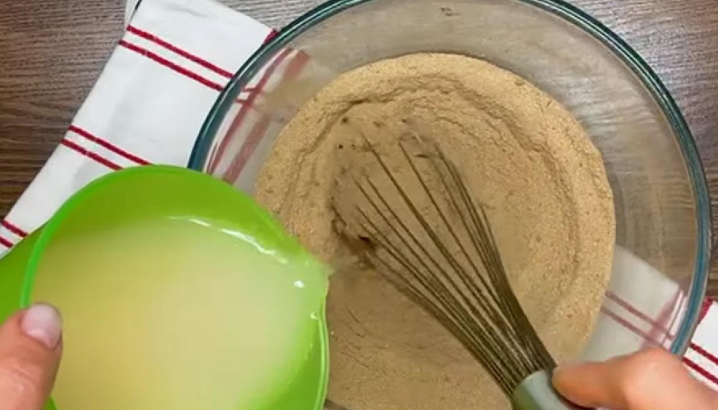 Пісні шоколадні Ажурні млинці на воді 