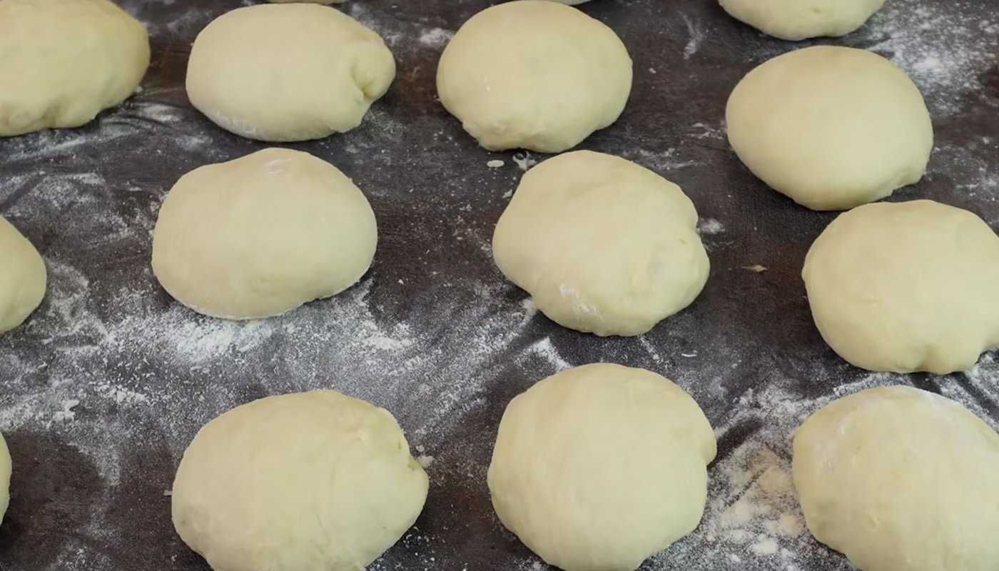 м'які здобні булочки які не черствіють