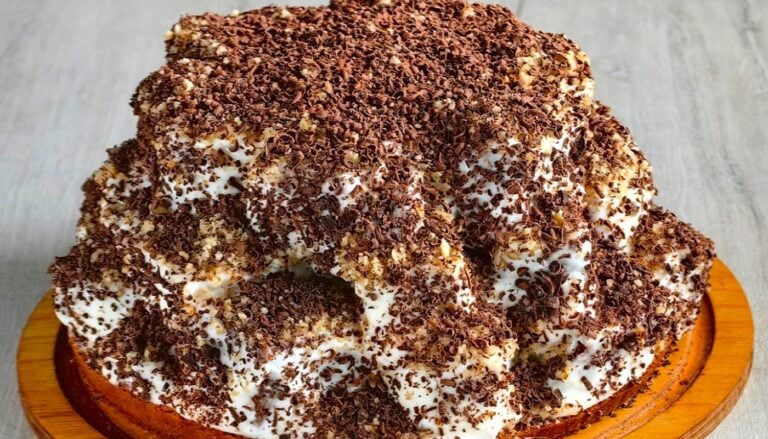 Справиться навіть дитина! Дуже смачний і швидкий торт "Кучерявий хлопчик"