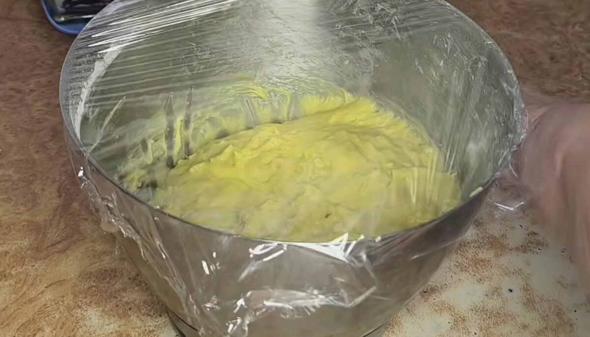 Тісто на гуцульську бабку паску