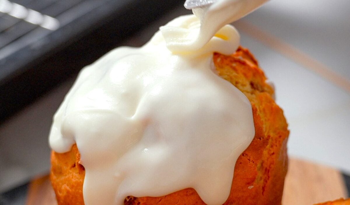 Глазур за 1 хвилину без варіння, желатину та сирих білків! Не тріскається і не липне!