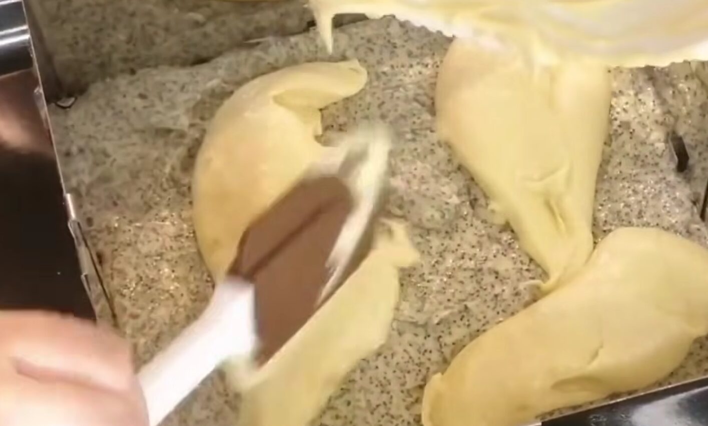 корж на пляцок Вишенька в снігу