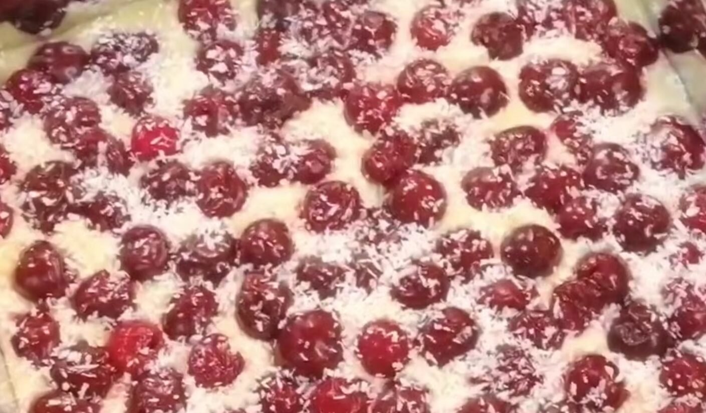 корж на пляцок Вишенька в снігу