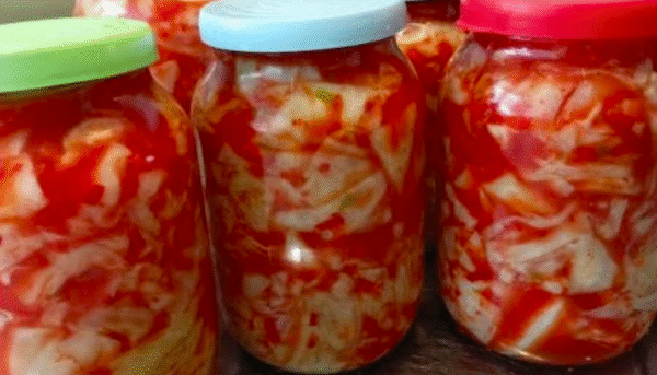 Сусідка поділилась "сильним" рецептом - квашена капуста по-корейськи, пальчики оближеш!