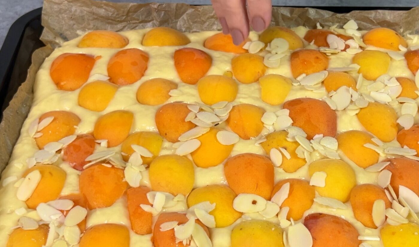 абрикосовий пиріг рецепт