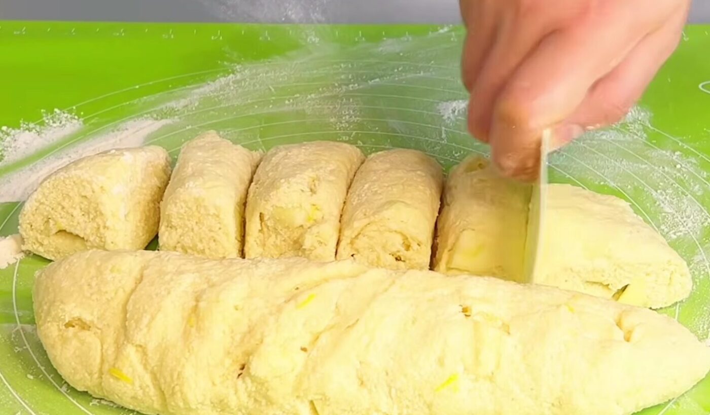 сирні булочки з яблуками рецепт