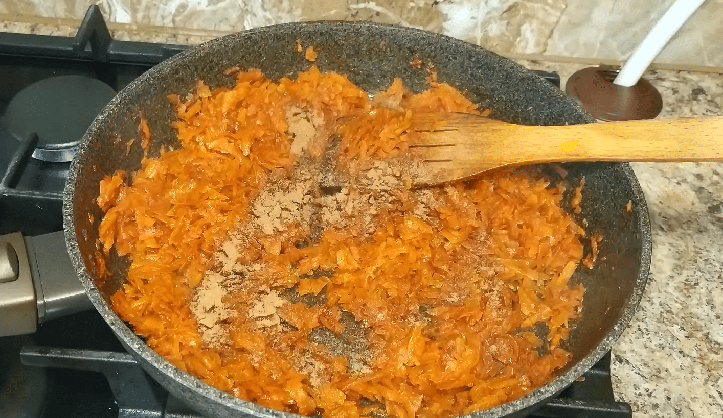 гарбузовий пиріг на сковороді