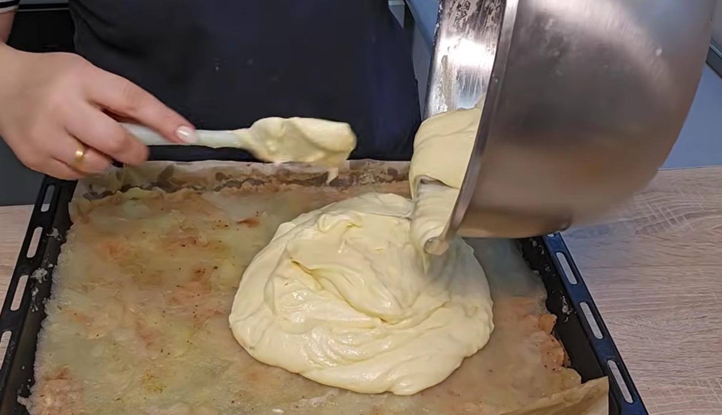 яблучний пиріг з меренгою